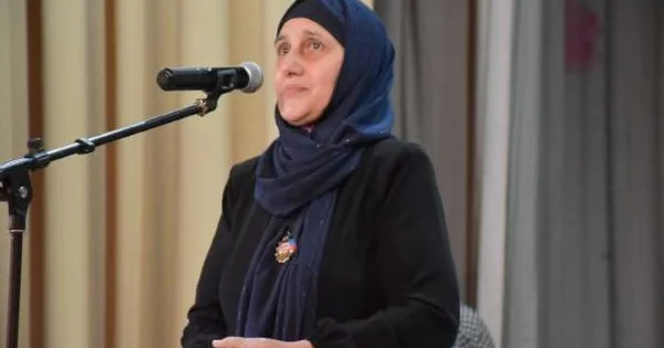 QƏHRƏMAN BÖYÜDƏN ANA, GÜNÜN MÜBARƏK!