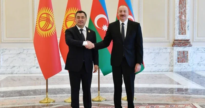 Sadır Japarov Azərbaycan liderini Zəfərin 5 ci ildönümü münasibətilə təbrik edib