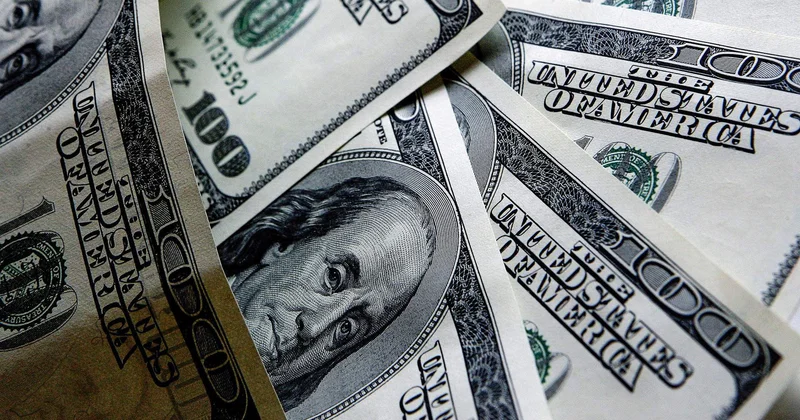 Bloomberg: доллар США вступает в фазу затяжного ослабления