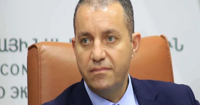 Ermənistanın sabiq iqtisadiyyat naziri saxlanılıb