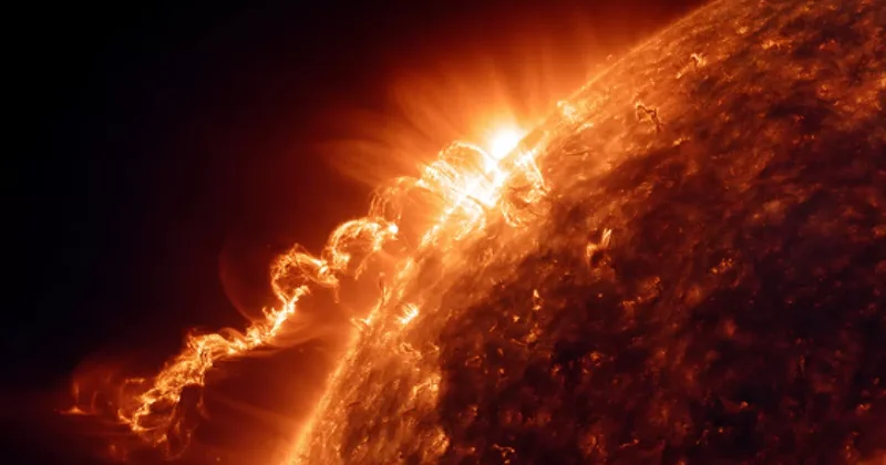 Зафиксирована сильная вспышка на Солнце