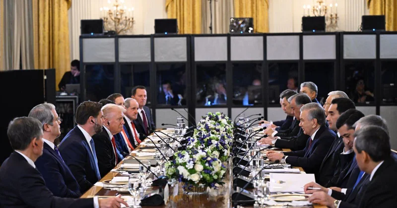 Без Баку, но с его тенью Minval Politika