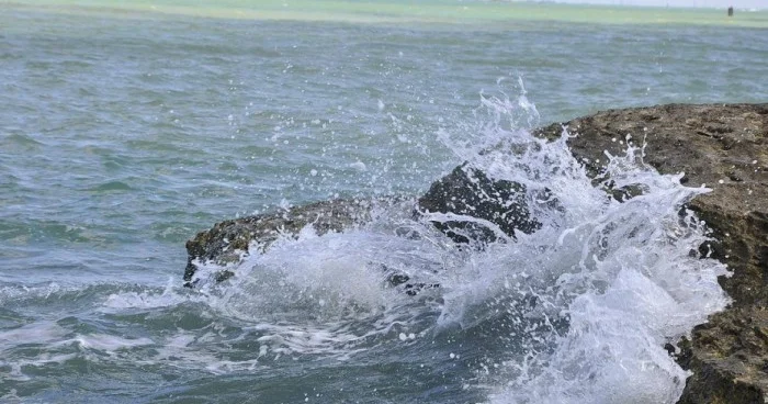 Xəzərin suyu da qızıldır: Azərbaycan “su müharibəsi”ndən qurtulur?