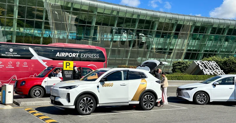 Баку наводит порядок: аэропорт избавился от хаоса нелегальных такси