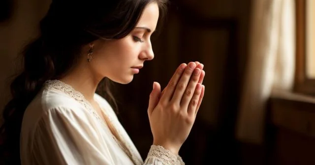 Keşiş yeni duaların yaranmasına səbəb olan iki amili müəyyən edib...