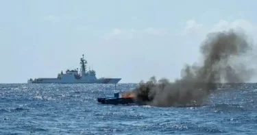 ABŞ ordusu Karib dənizində narkotik qaçaqmalçı gəmisini vurub