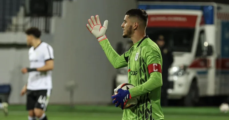 Rza Cəfərov niyə əvəzedici komandada oyuna çıxıb? baş məşqçi açıqladı