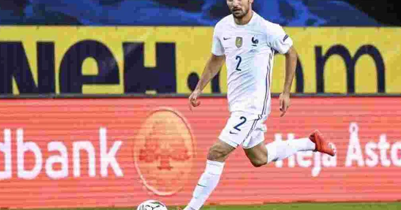 Fransa millisinin sabiq futbolçusu karyerasını bitirdi