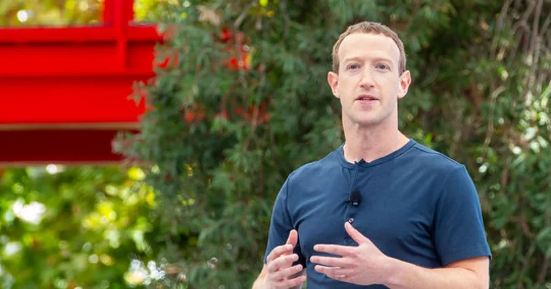 Zukerberq özəl məktəb açdı, toyuğunun adını qoydu