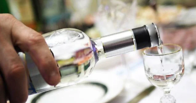 Daimi içki içmək bu riski yaradır Xəbərdarlıq