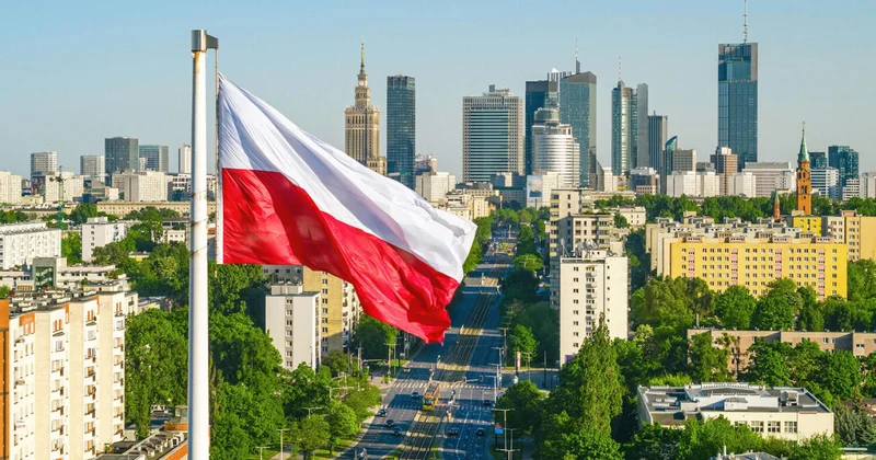 В Польше ищут неизвестный летающий объект