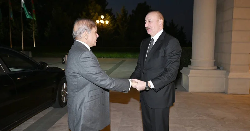 Şahbaz Şərif Zəfər Günü münasibətilə təbriklərini çatdırdı