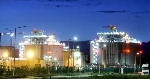Украина получит 300 млн кубометров СПГ из США через Польшу