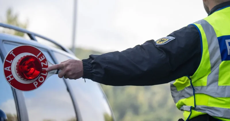 Almaniyada polis iki ağır insan qaçaqmalçılığı hadisəsinin qarşısını alıb