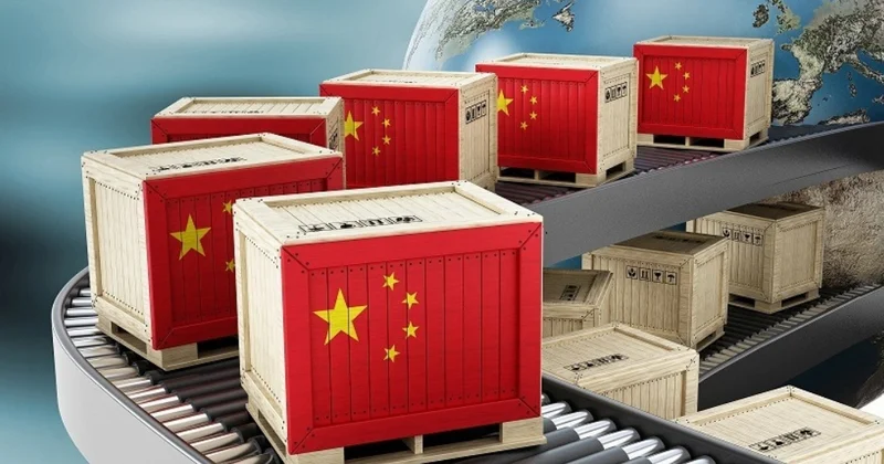 Çinin ixracı son iki ildə ilk dəfə azalıb