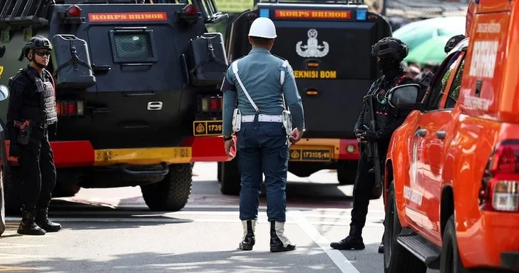 Взрыв в индонезийской мечети, есть пострадавшие