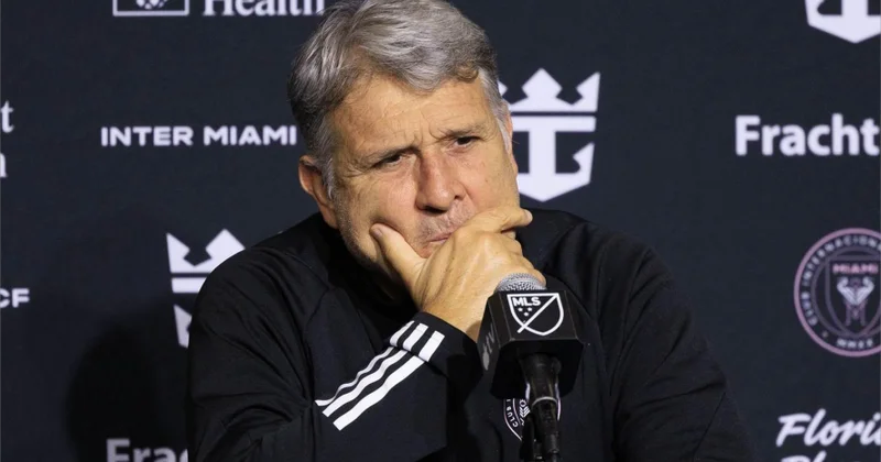 Barselona nın keçmiş baş məşqçisi çempion etdiyi kluba döndü