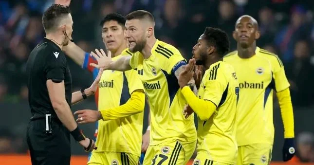 Viktoriya Fənərbaxça matçından Video