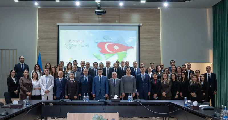 Nazirlikdə Zəfər Gününün 5 ci öldünümünü qeyd edilib FOTO