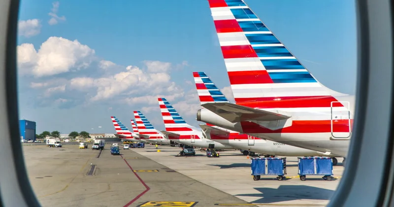 Крупнейшие авиакомпании США отменяют сотни рейсов