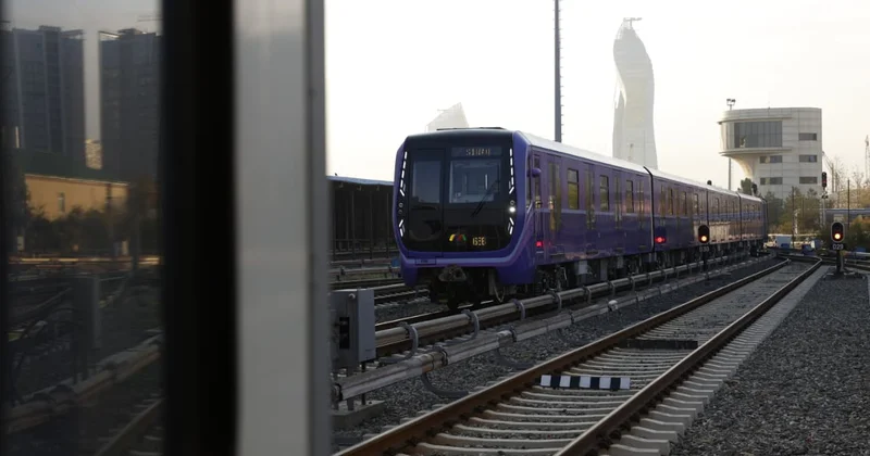 Metroya yeni qatarlar gətirildi