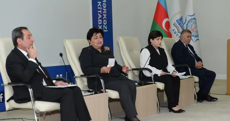 “Əcnəbi söz çox vaxt yad parça kimi gözümüzə girir”