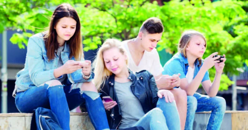 Yeniyetmələr niyə çılğınlaşırlar?