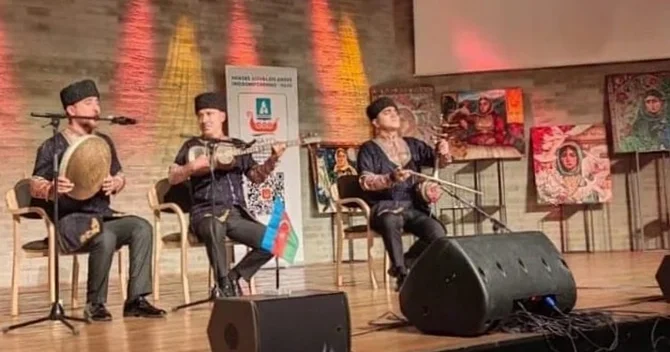 Norveçdə Zəfərin beşinci ili qeyd olunub