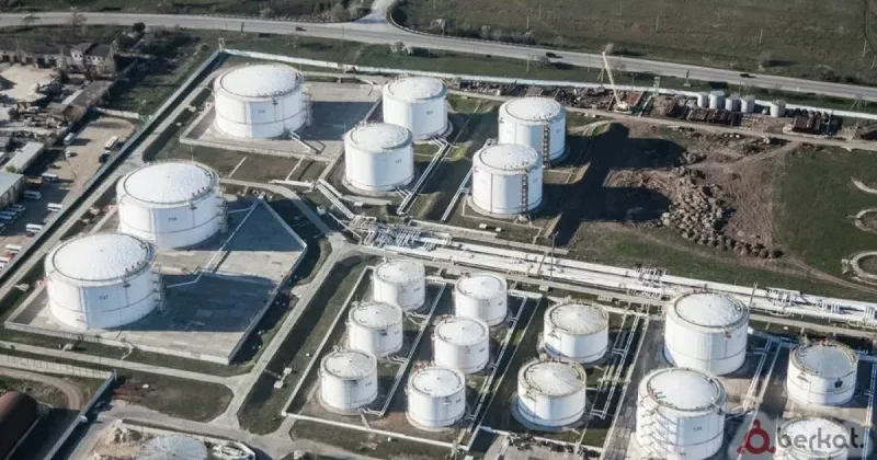 Спецназ Украины атаковал нефтебазу в Крыму: ВИДЕО