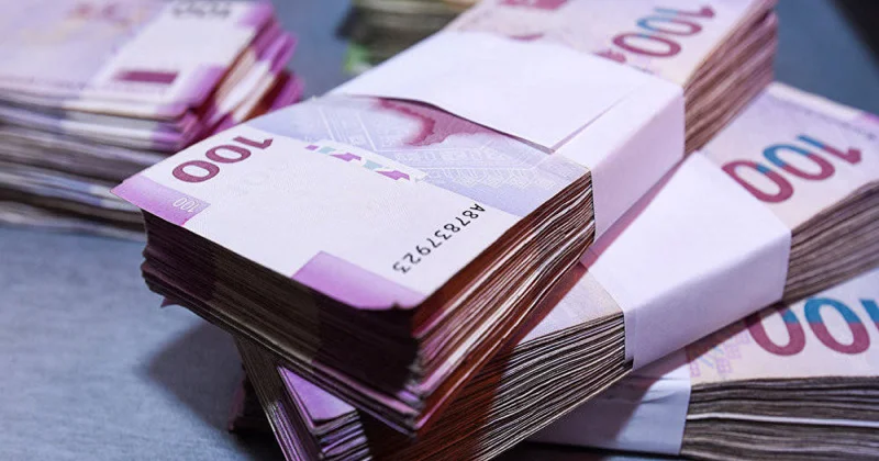 Maliyyə Nazirliyi ilk dəfə 1 mlrd. manatdan çox vəsaiti qısamüddətli banklara yerləşdirib