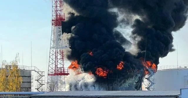 Ukrayna ordusu Krımda neft bazalarını vurdu