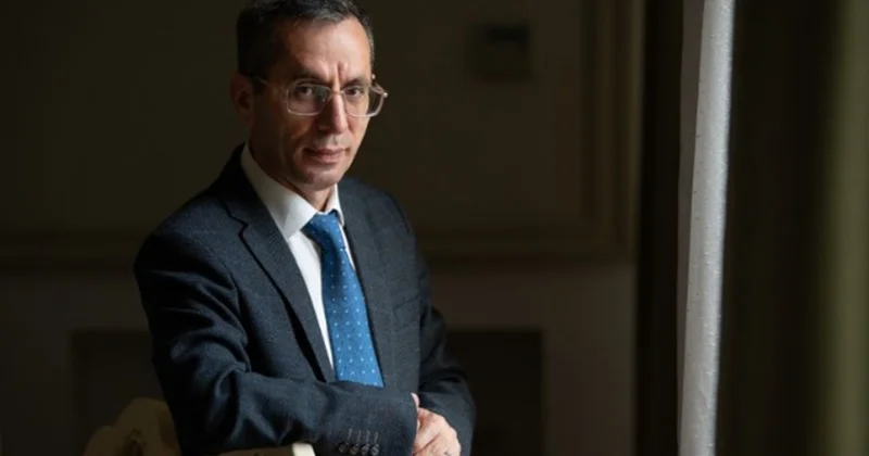 “Sənə dönmüşəm, Xanım, sənə dönmüşəm, kəndim...”