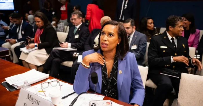 Vaşinqtonun meri korrupsiyada şübhəli bilinir