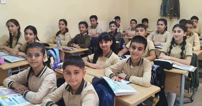 Uşaqları məktəblərdə izləyən təhlükə Nəyi düz etmirik?