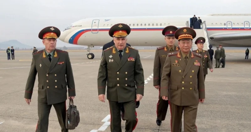 Россияне на военных переговорах с КНДР