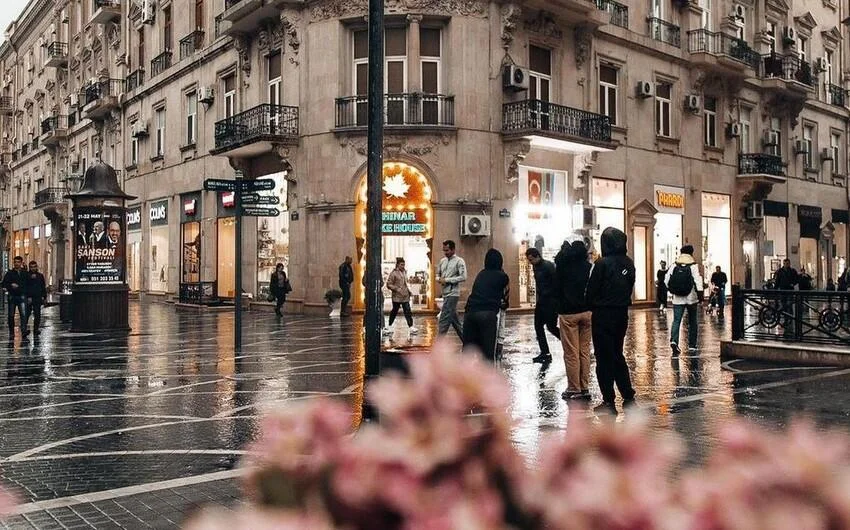 Bakıda yağış yağıb, rayonlarda isə... FAKTİKİ HAVA