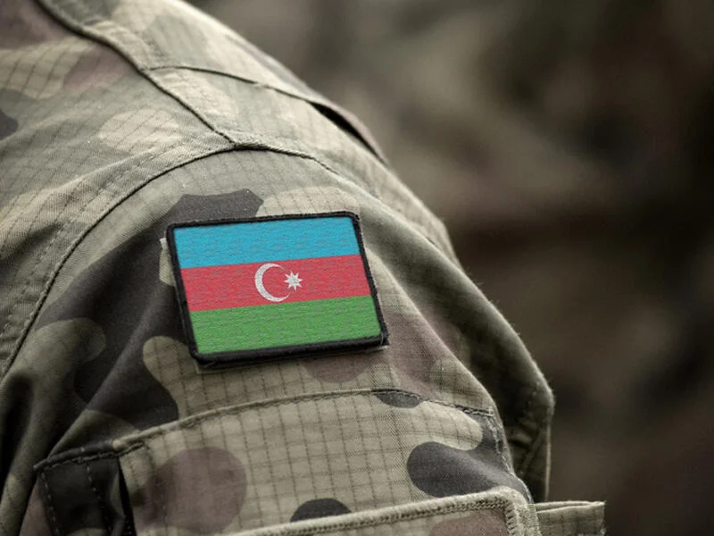 Azərbaycanda gənc əsgərlərlə görüşə qadağa qoyuldu SƏBƏB