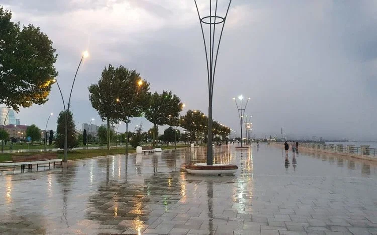 Hazırda Bakı və Abşeronda yağış yağır Faktiki hava