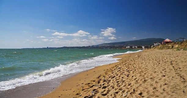 Dənizindən qanunsuz qum çınqıl daşıyan şəxslər saxlanıldı