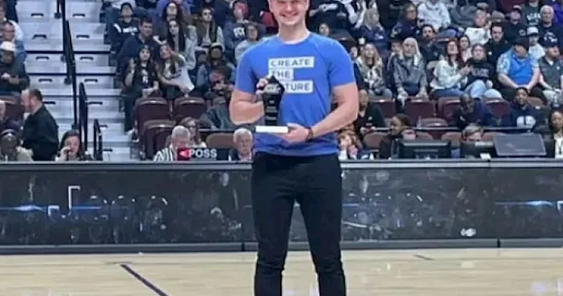 Ən gənc milyarder uğurun sirrini açıqladı