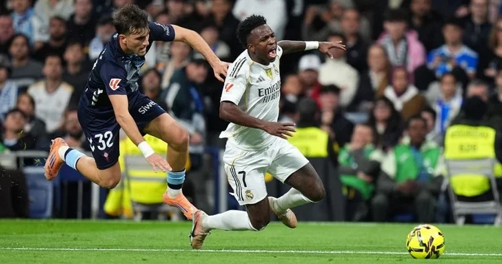 Реал проиграл Сельте в Ла Лиге, Фран Гарсия получил две жёлтые карточки за две минуты