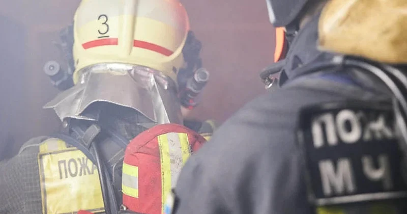 Российский порт третий день горит после ударов дронов