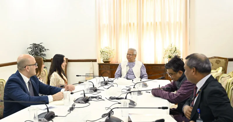 Leyla Əliyeva və Arzu Əliyeva Banqladeşin müvəqqəti hökumətinin Baş müşaviri ilə görüşüblər