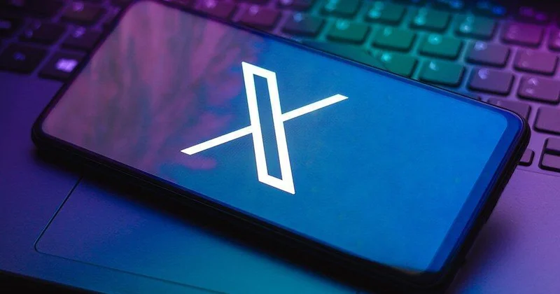 Соцсеть Х удалила рекламный аккаунт Еврокомиссии после получения штрафа