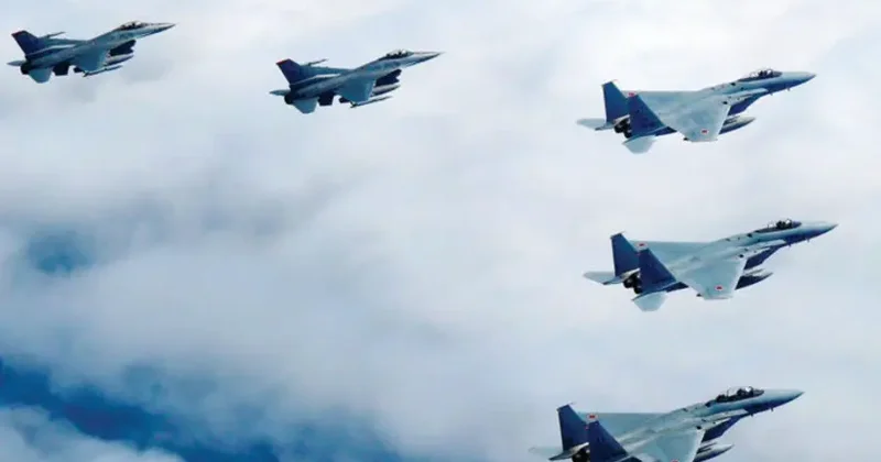 Yaponiya qırıcılara radar yönləndirdiyi üçün Çinə etiraz edib