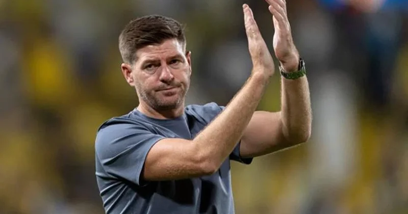 Liverpul da Cerrard səsləri