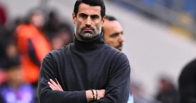 Superliqa klubunun baş məşqçisi istefa etdi