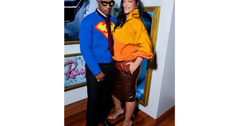 Рианна и A$AP Rocky в костюмах супергероев пришли на выставку ФОТО