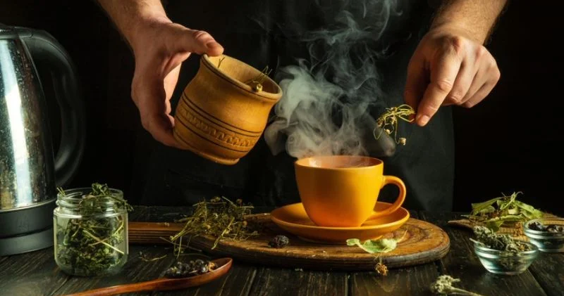 Ayıq saxlayan, diqqəti toplayan 5 çay