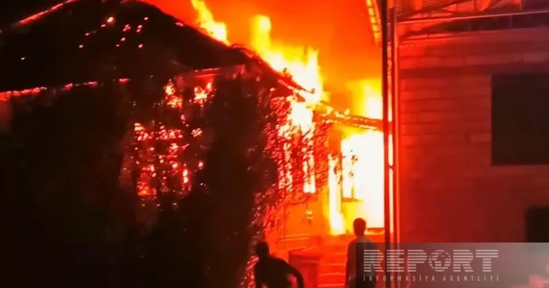 Biləsuvarda bir nəfərə məxsus iki evdə yanğın oldu